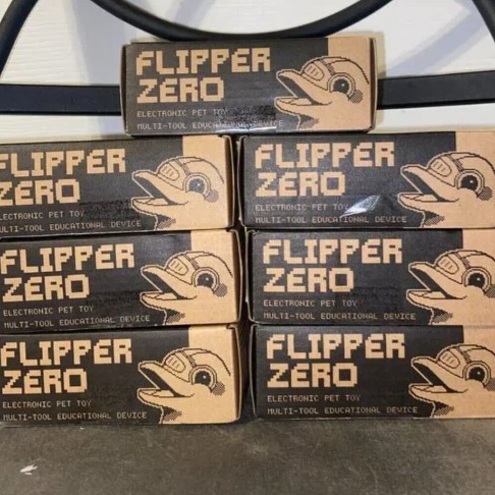 COPY - Flipper Zero Electronic Multi Tool Pet Device
